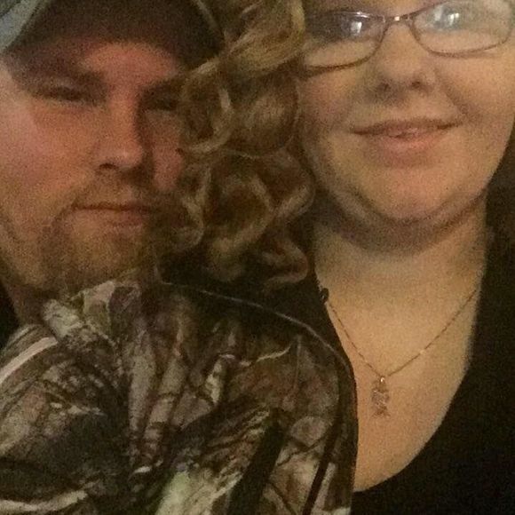 Meet your Posher, Lauren - Picture 1 of 1